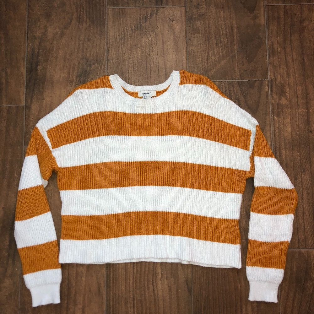 WHITE & YELLOW CROPPED SWEATER